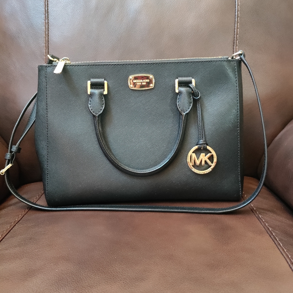 Michael kors handbag shoulder bag